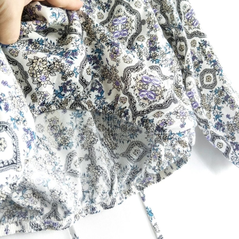 Sadie & Sage • Off Shoulder Scrunch Crop Top - Picture 5 of 9